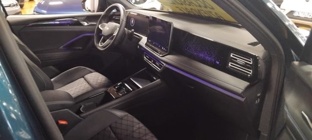 VOLKSWAGEN Tiguan usata, con Bracciolo