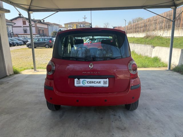 RENAULT Modus usata, con Autoradio