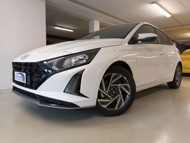 HYUNDAI i20 usata, con Park Distance Control