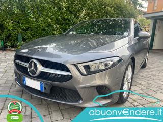 MERCEDES-BENZ A 180 d Automatic Business Extra