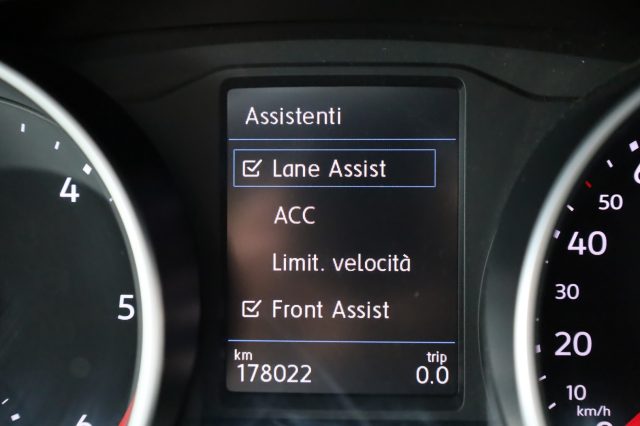 VOLKSWAGEN Tiguan usata, con Volante multifunzione