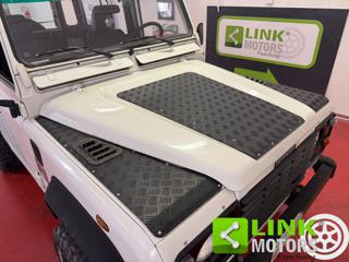 LAND ROVER Defender usata 25