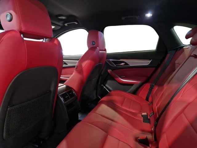 JAGUAR F-Pace usata, con Interni in pelle