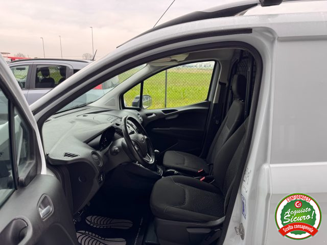 FORD Transit Courier usata, con ESP