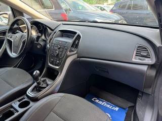 OPEL Astra usata, con Servosterzo