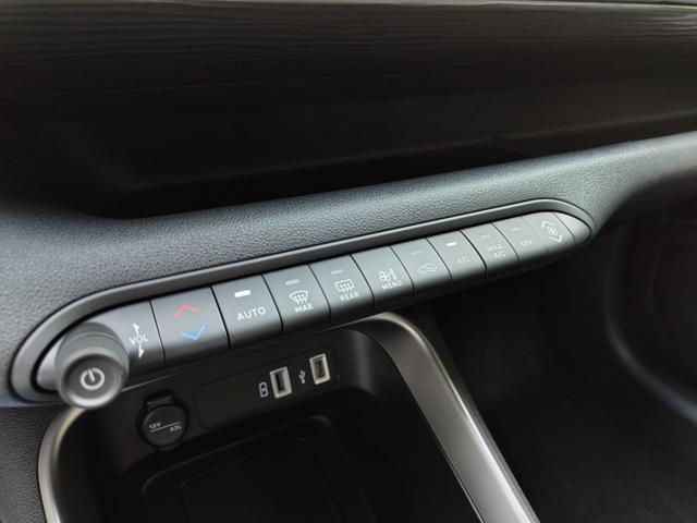 JEEP Avenger usata, con Controllo automatico clima