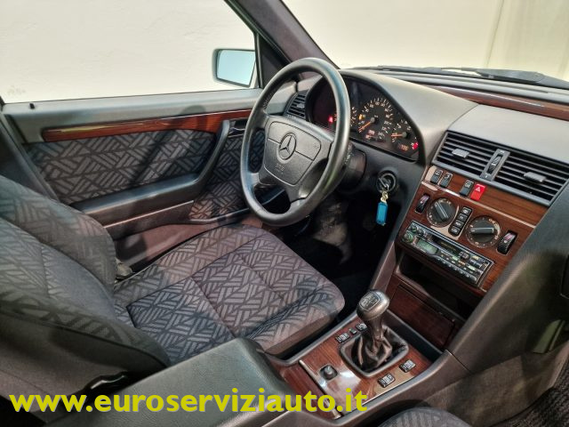 MERCEDES-BENZ C 180 usata 11