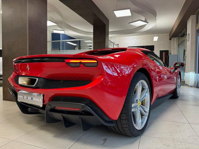 FERRARI 296 usata, con Boardcomputer