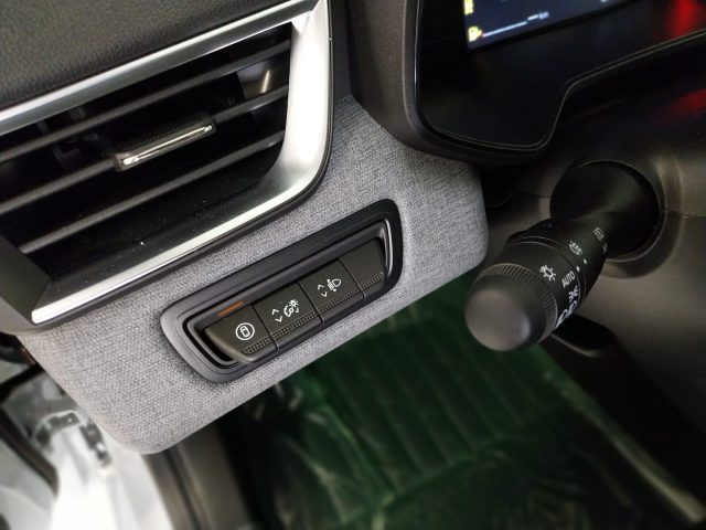 RENAULT Clio usata, con Sedile posteriore sdoppiato
