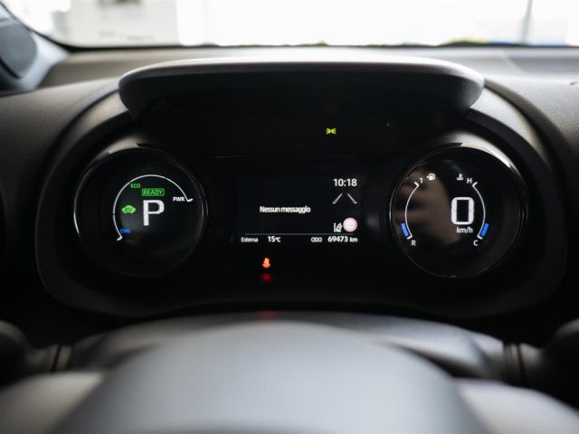 TOYOTA Yaris usata 15