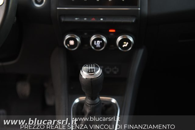 RENAULT Captur usata, con Sensori di parcheggio posteriori