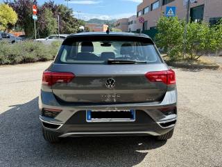 VOLKSWAGEN T-Roc usata, con Cerchi in lega