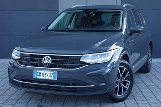 VOLKSWAGEN Tiguan usata, con Airbag