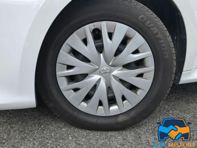TOYOTA Yaris usata, con Cruise Control