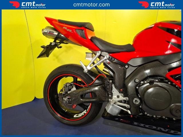 HONDA CBR 1000 RR usata 5