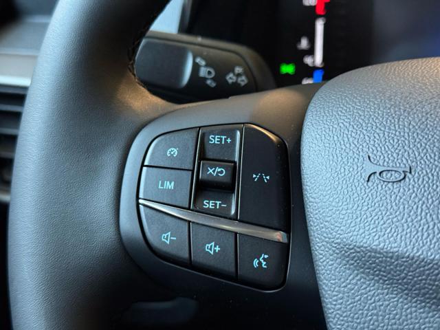 FORD Tourneo Courier usata, con Touch screen