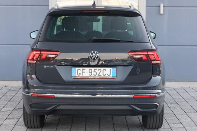 VOLKSWAGEN Tiguan usata, con Luci diurne