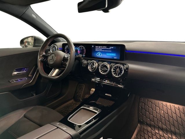 MERCEDES-BENZ A 180 usata, con Sedili riscaldati