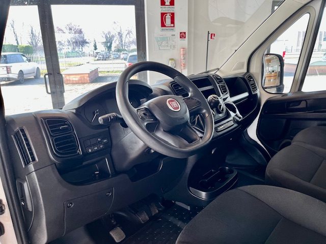 FIAT Ducato usata, con Sensori di parcheggio posteriori