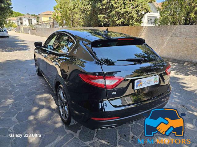 MASERATI Levante usata, con Cerchi in lega