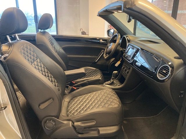 VOLKSWAGEN Maggiolino usata, con Bracciolo