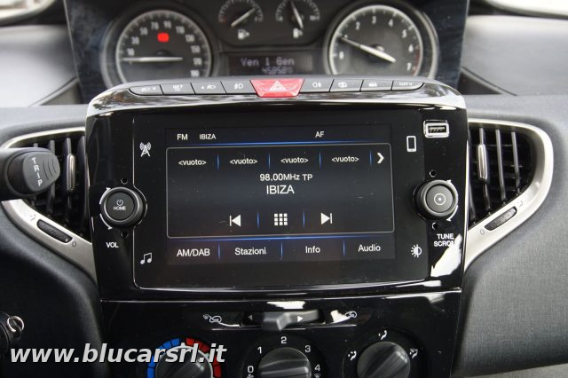 LANCIA Ypsilon usata, con Specchietti laterali elettrici