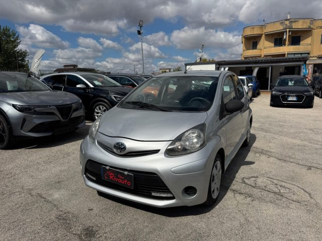 TOYOTA Aygo usata, con Airbag