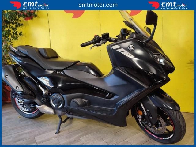 YAMAHA T-Max 560 usata 5