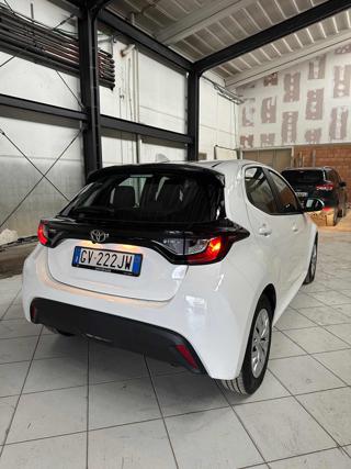 TOYOTA Yaris usata, con Touch screen