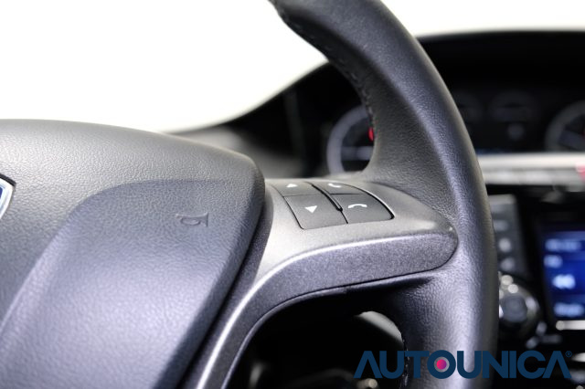 LANCIA Ypsilon usata, con Airbag testa