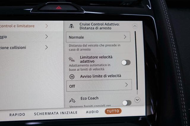JAGUAR E-Pace usata, con Cruise Control
