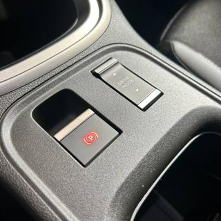 JEEP Avenger usata, con Leve al volante