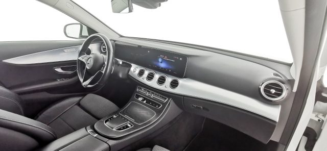 MERCEDES-BENZ E 300 usata 69