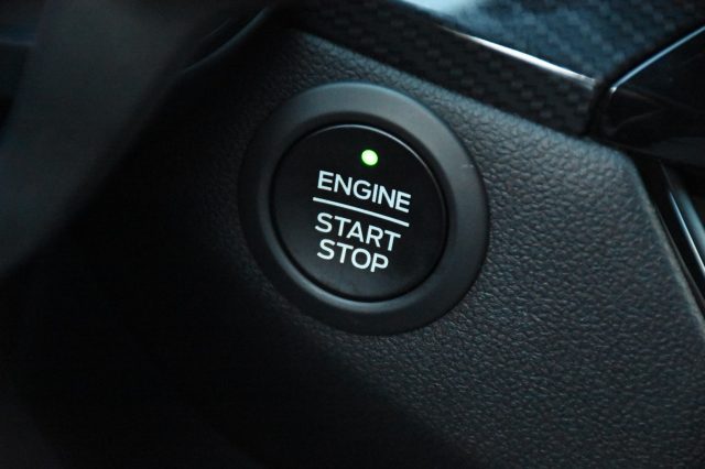 FORD Kuga usata, con Bracciolo