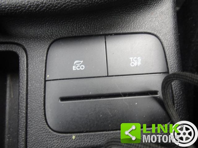 FORD Fiesta usata, con Fari LED
