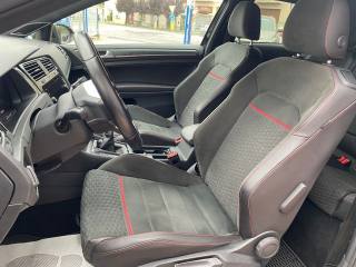 VOLKSWAGEN Golf GTI usata, con Autoradio