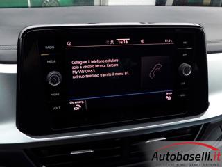 VOLKSWAGEN T-Roc usata, con Sistema di parcheggio automatico