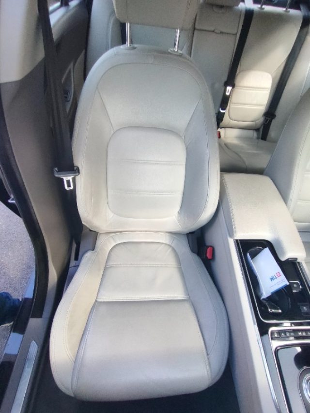 JAGUAR XE usata, con ESP
