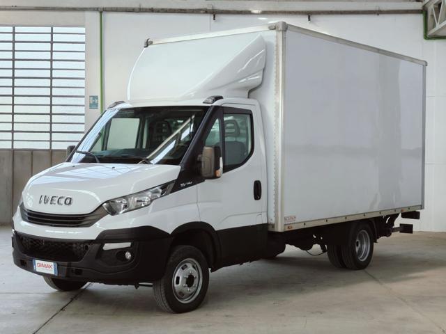 IVECO Daily usata, con Autoradio