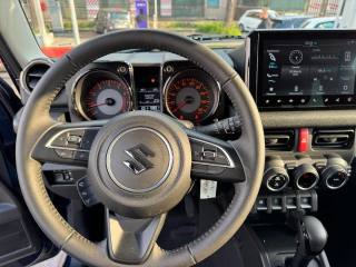 SUZUKI Jimny usata, con Cerchi in lega