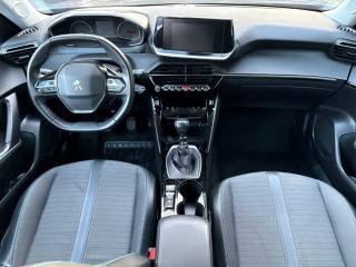 PEUGEOT 2008 usata, con Boardcomputer