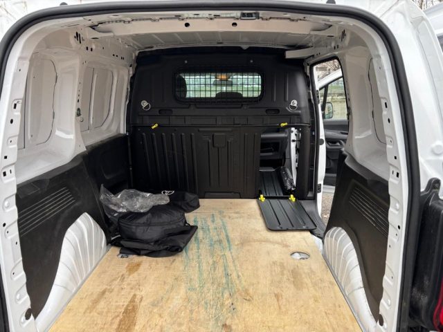 TOYOTA Proace usata, con Bluetooth