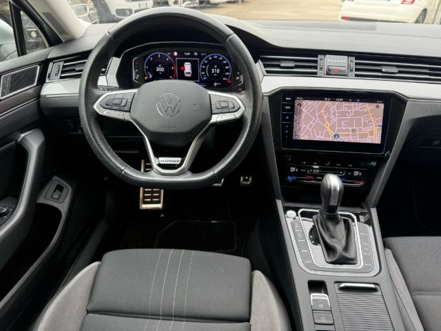 VOLKSWAGEN Passat Alltrack usata, con Sistema di navigazione