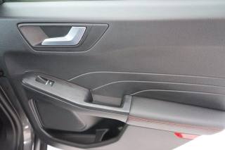 FORD Kuga usata, con Monitoraggio pressione pneumatici