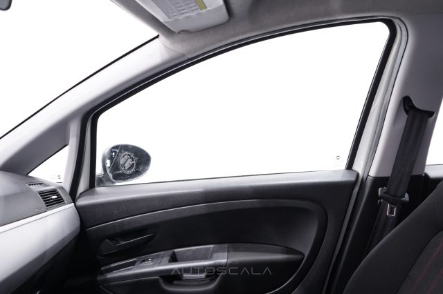FIAT Punto usata 17