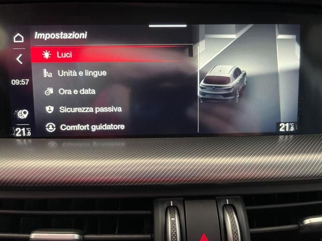 ALFA ROMEO Stelvio usata, con Sedili sportivi