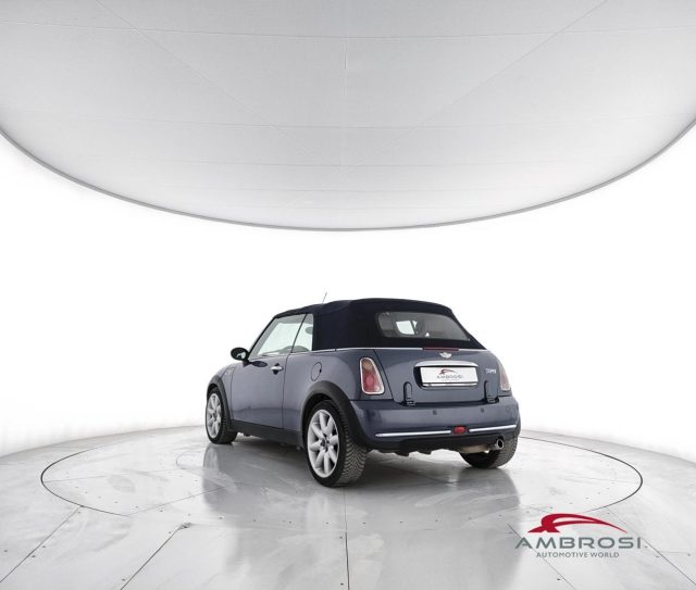 MINI Cabrio usata 3