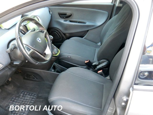 LANCIA Ypsilon usata, con Chiusura centralizzata