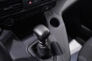PEUGEOT Rifter usata, con USB