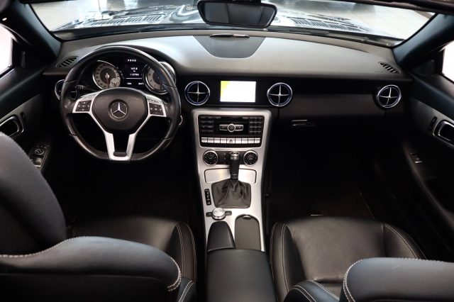 MERCEDES-BENZ SLK 200 usata, con Fari Xenon